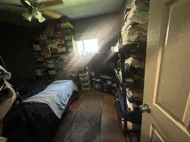 Room for rent!!