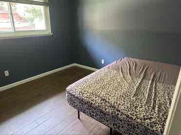 Room for rent!!