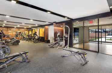 BR Available in Luxury Building