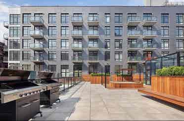 BR Available in Luxury Building