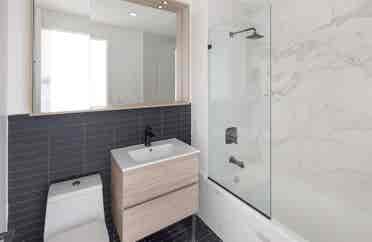 BR Available in Luxury Building