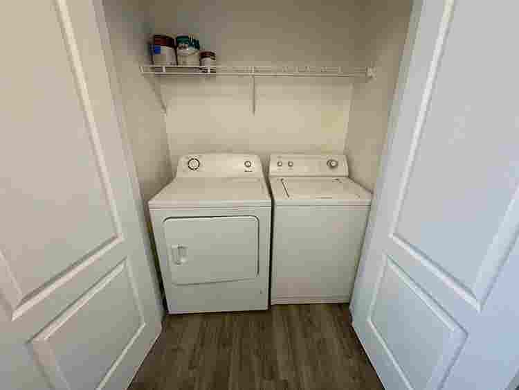 4 BR in Austin