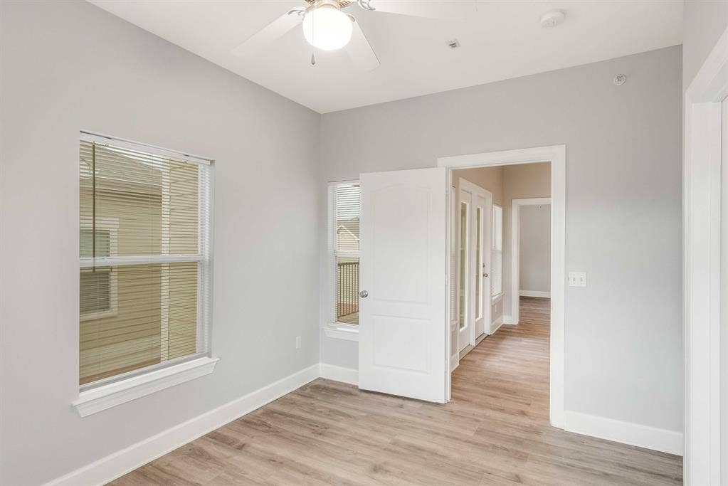 4 BR in Austin
