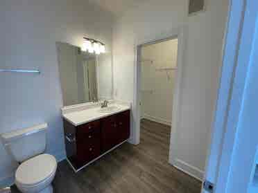 4 BR in Austin