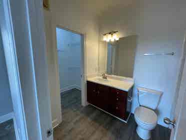4 BR in Austin