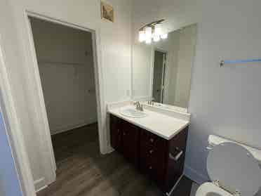 4 BR in Austin