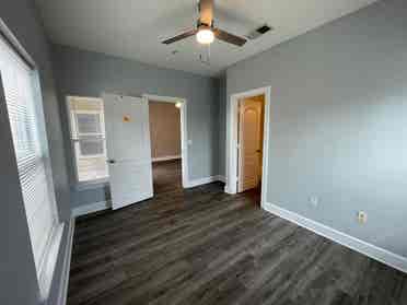 4 BR in Austin