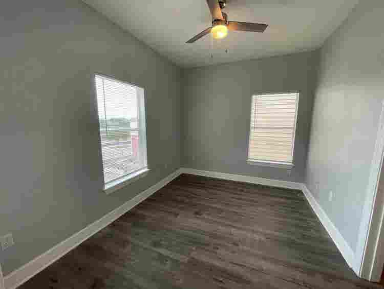4 BR in Austin