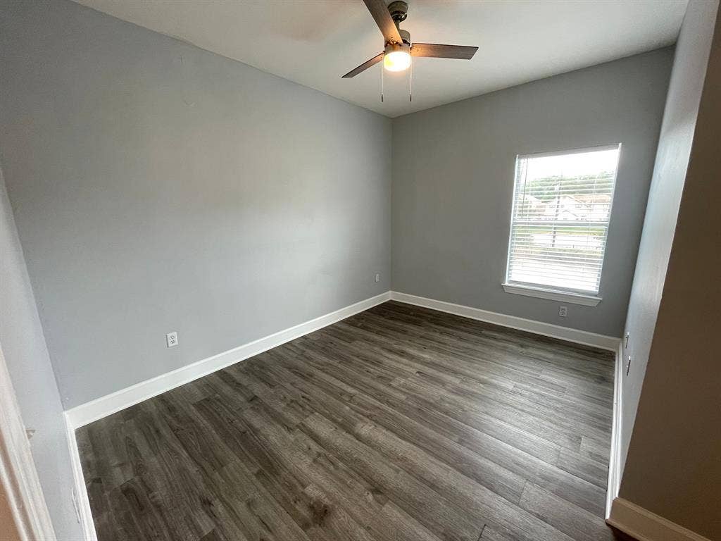 4 BR in Austin