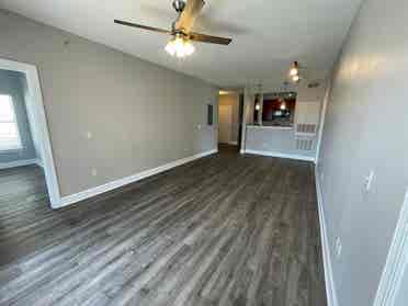 4 BR in Austin