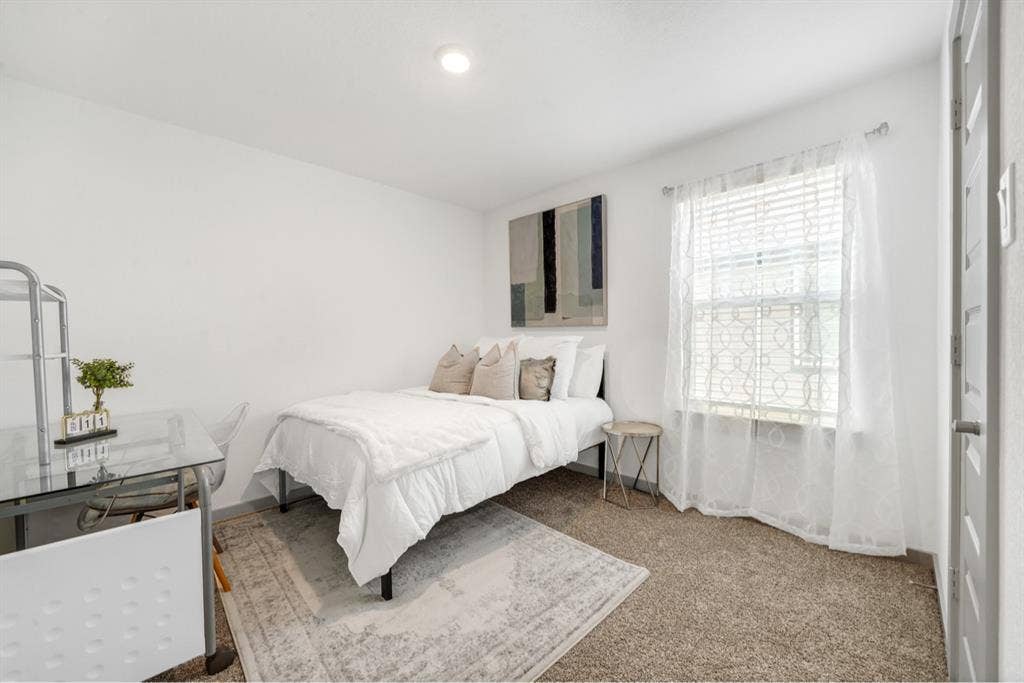 Room for Rent near Houston
