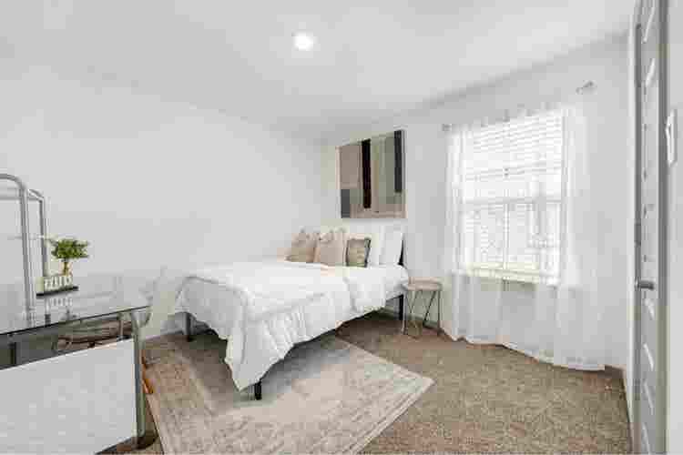 Room for Rent near Houston