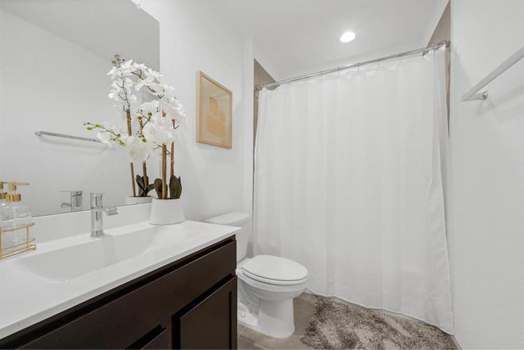 Room for Rent near Houston