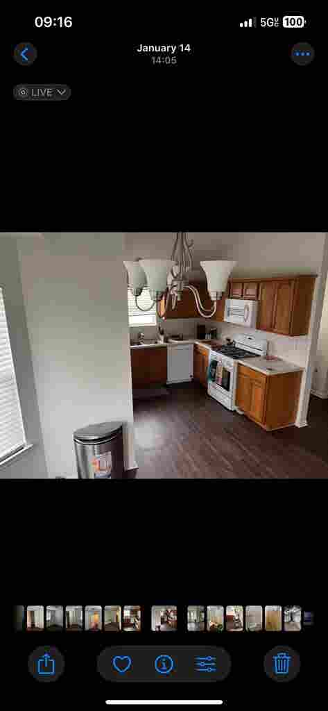 “Cozy room for rent in Hutto"
