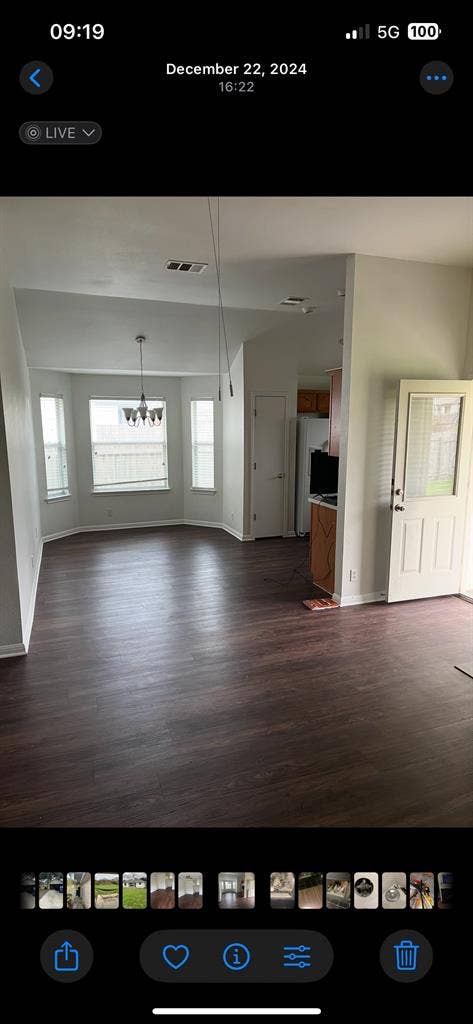 “Cozy room for rent in Hutto"