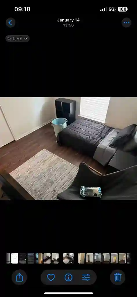 “Cozy room for rent in Hutto"