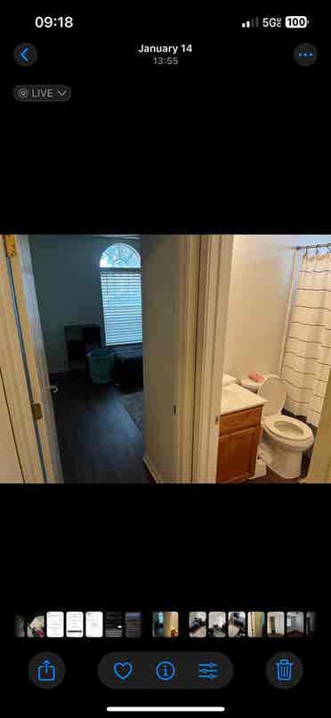 “Cozy room for rent in Hutto"