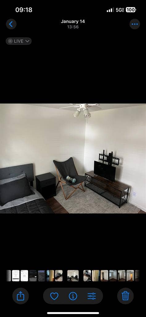 “Cozy room for rent in Hutto"