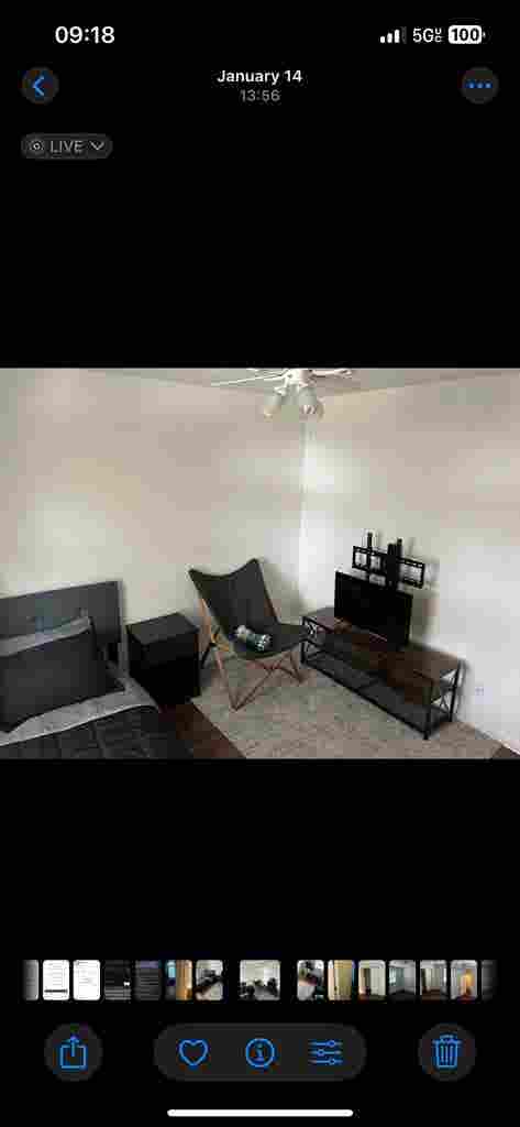 “Cozy room for rent in Hutto"