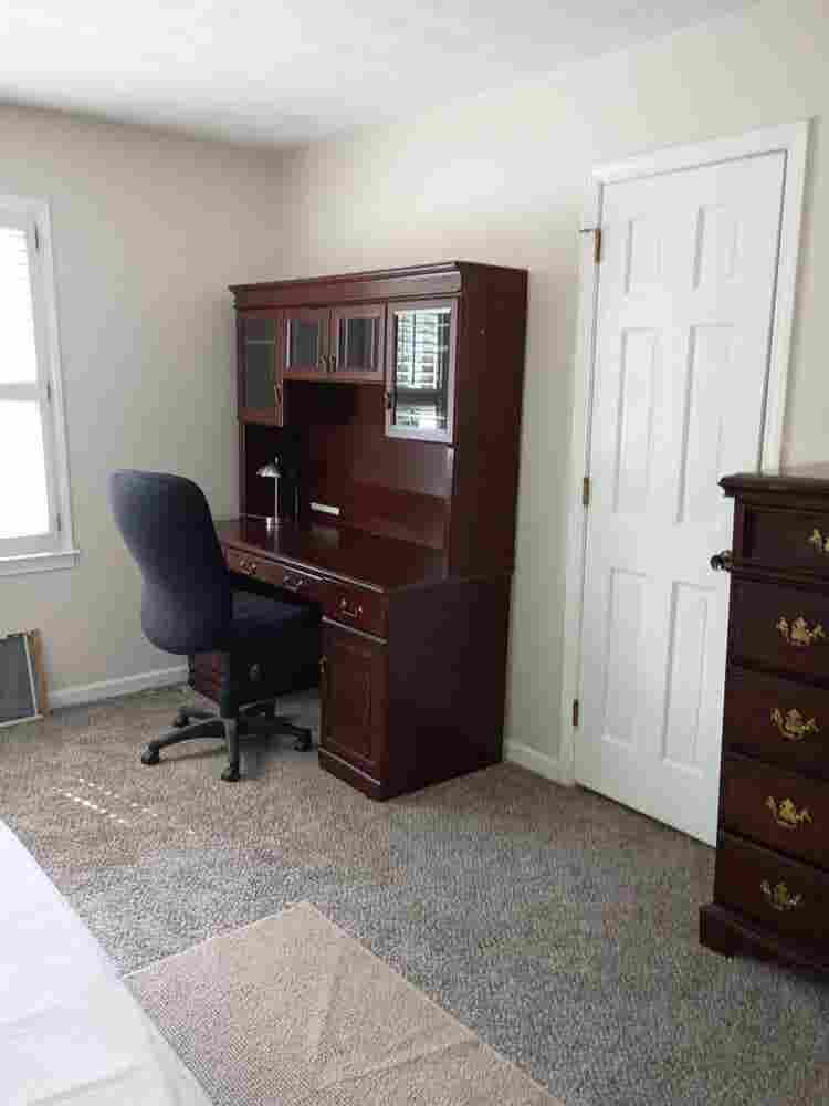 Room to rent in a nice neighborhood