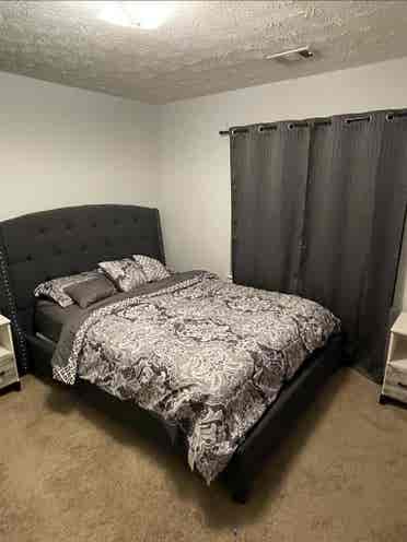 2 rooms available
