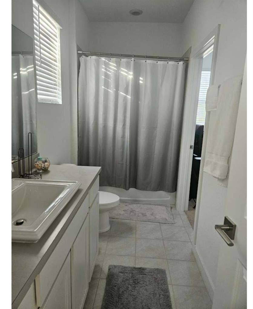 New townhome in Riviera Beach