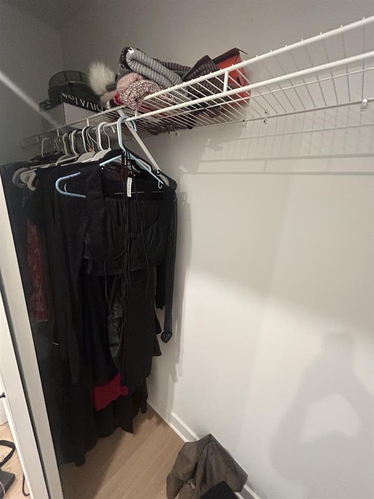 Room for rent!!