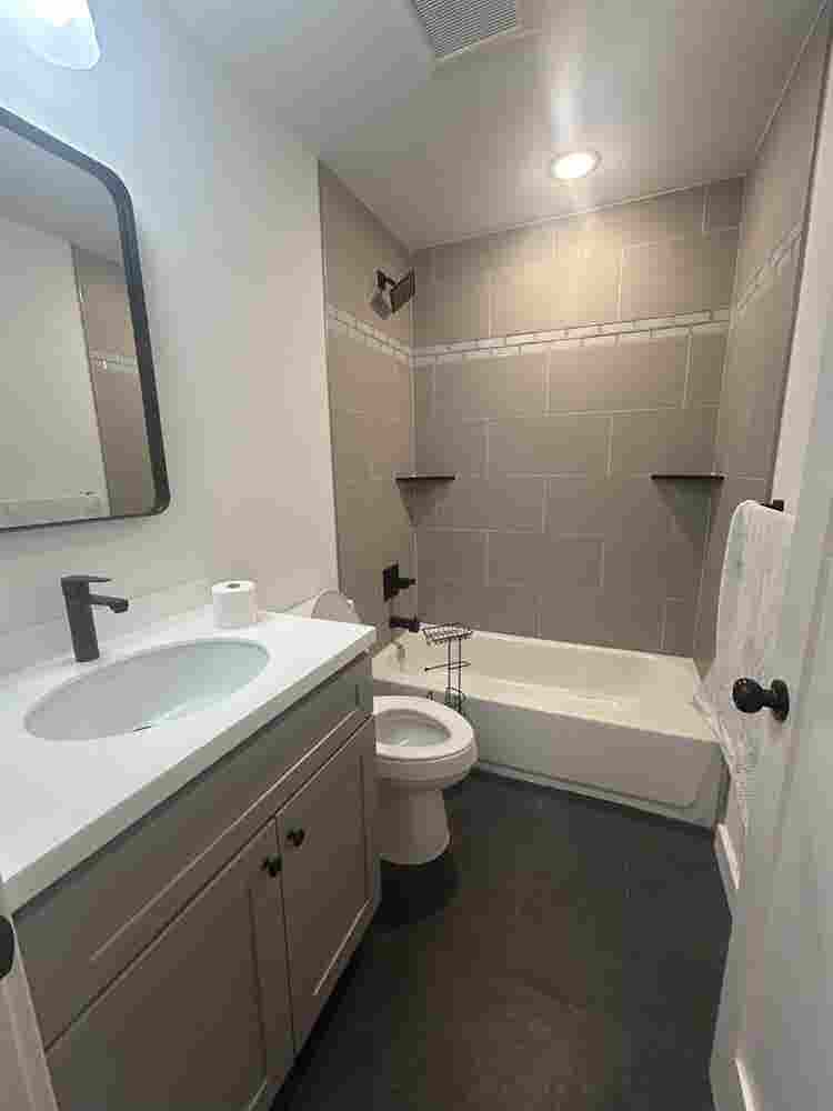 Room for rent!!
