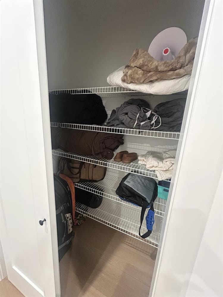 Room for rent!!