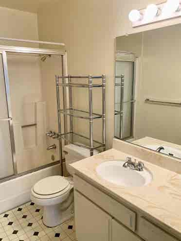 2 Bedroom / 2 Bath + Loft