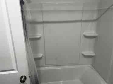 Room for rent available