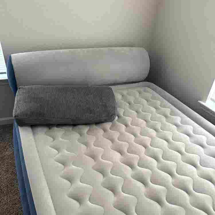 Room everything accommodated