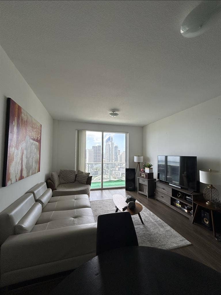 Room available Downtown Miami