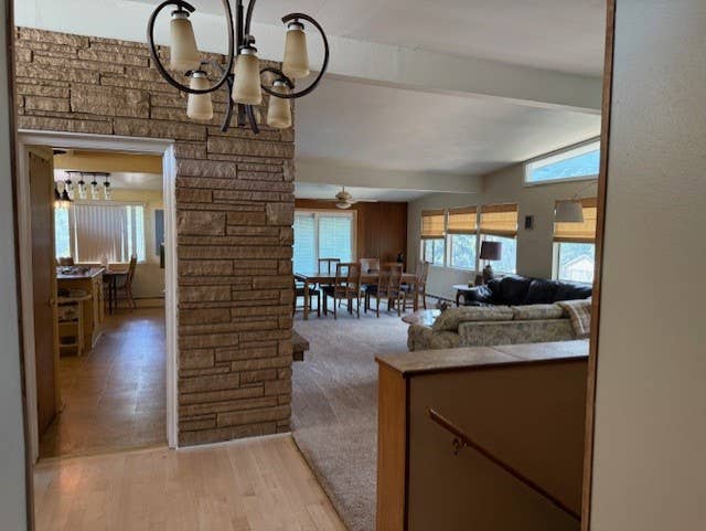 Rooms available on the West Side