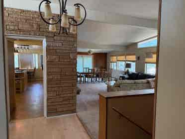 Rooms available on the West Side