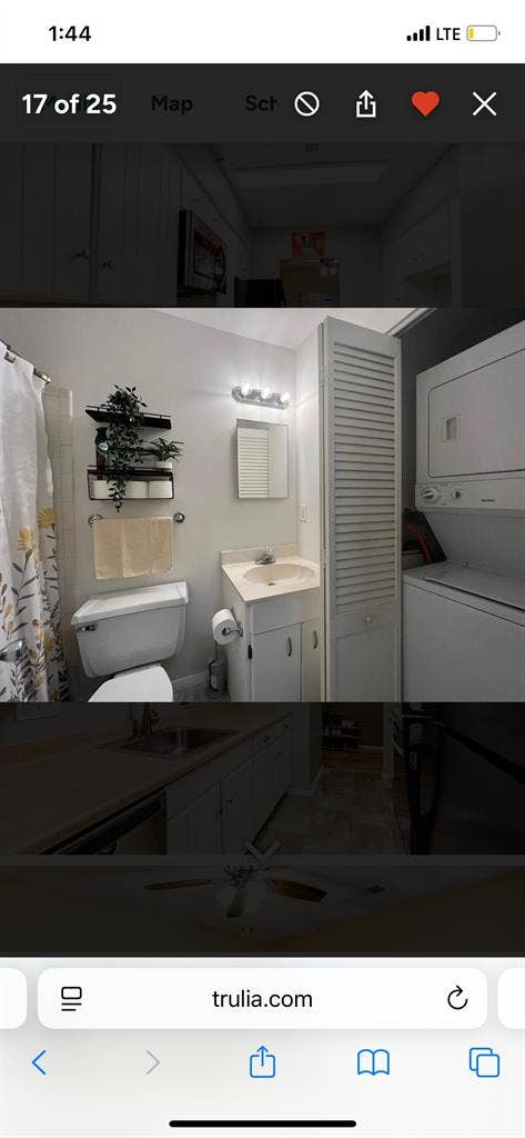 1 bed with full bath
