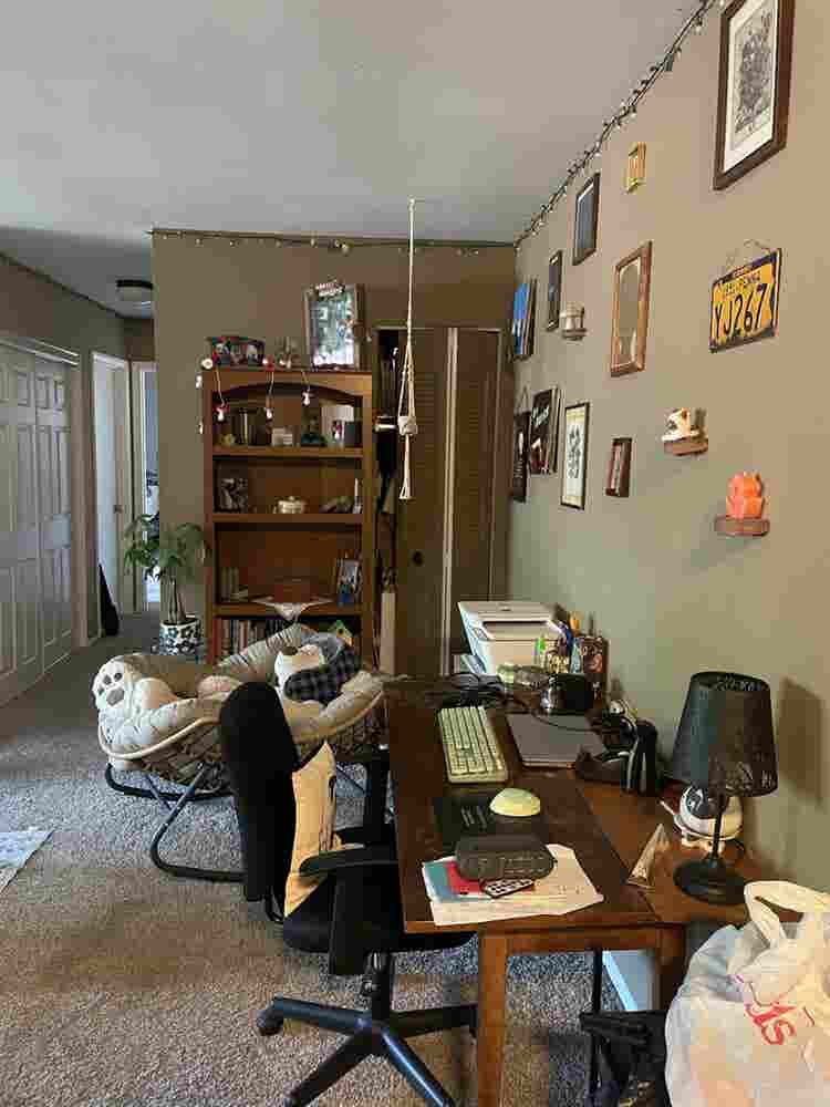 1 bed with full bath
