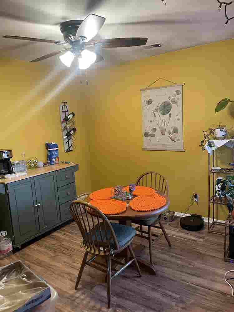 1 bed with full bath