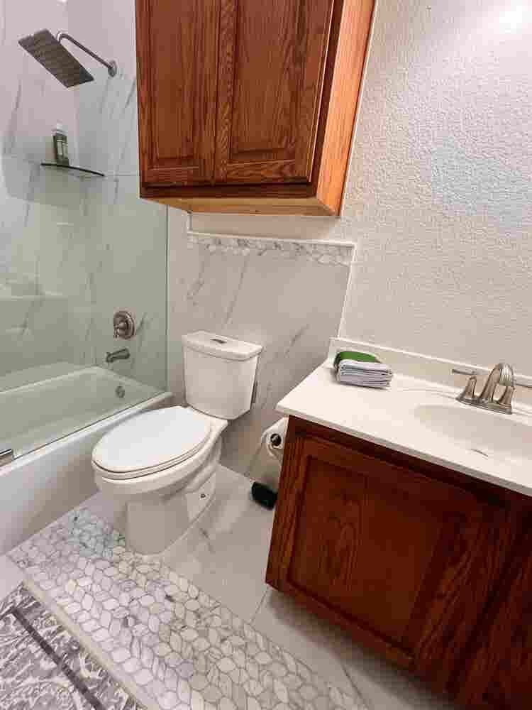 Modern Comfort perfect location