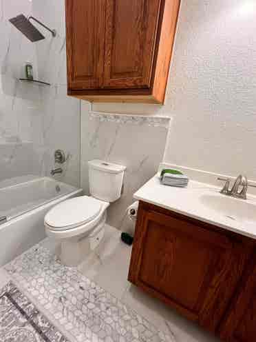 Modern Comfort perfect location