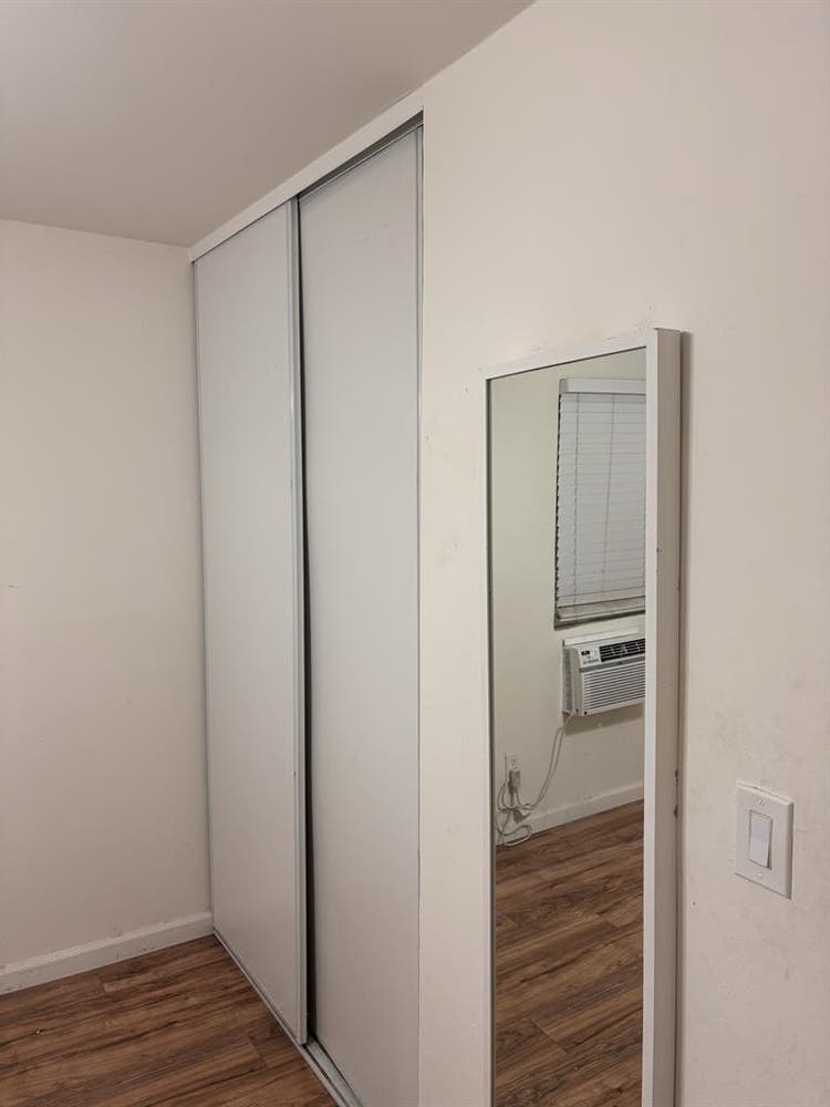 Private room/bathroom