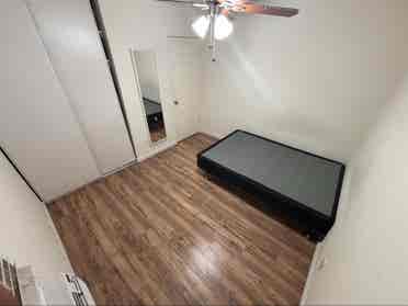 Private room/bathroom