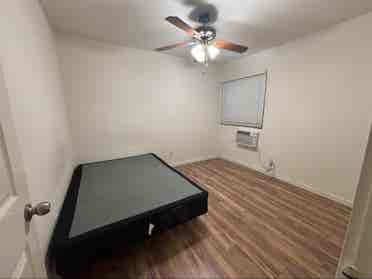 Private room/bathroom