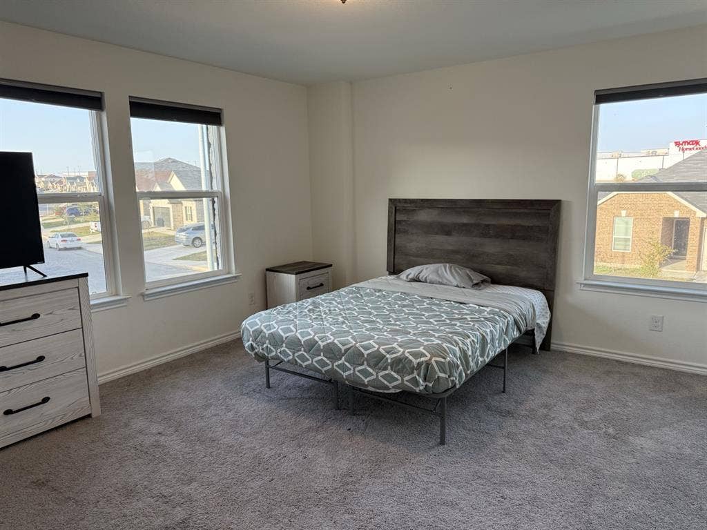 FURNISHED ROOM WITH ALL BILLS