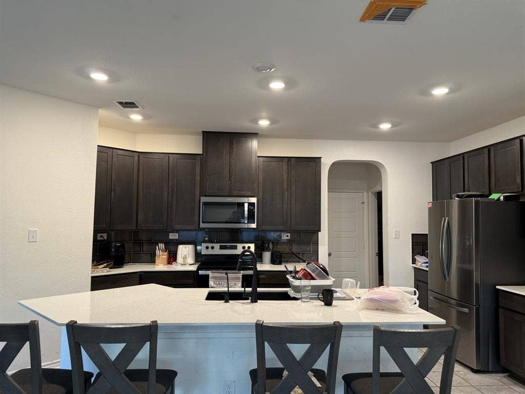 FURNISHED ROOM WITH ALL BILLS