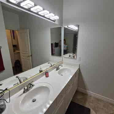 Nice room for rent