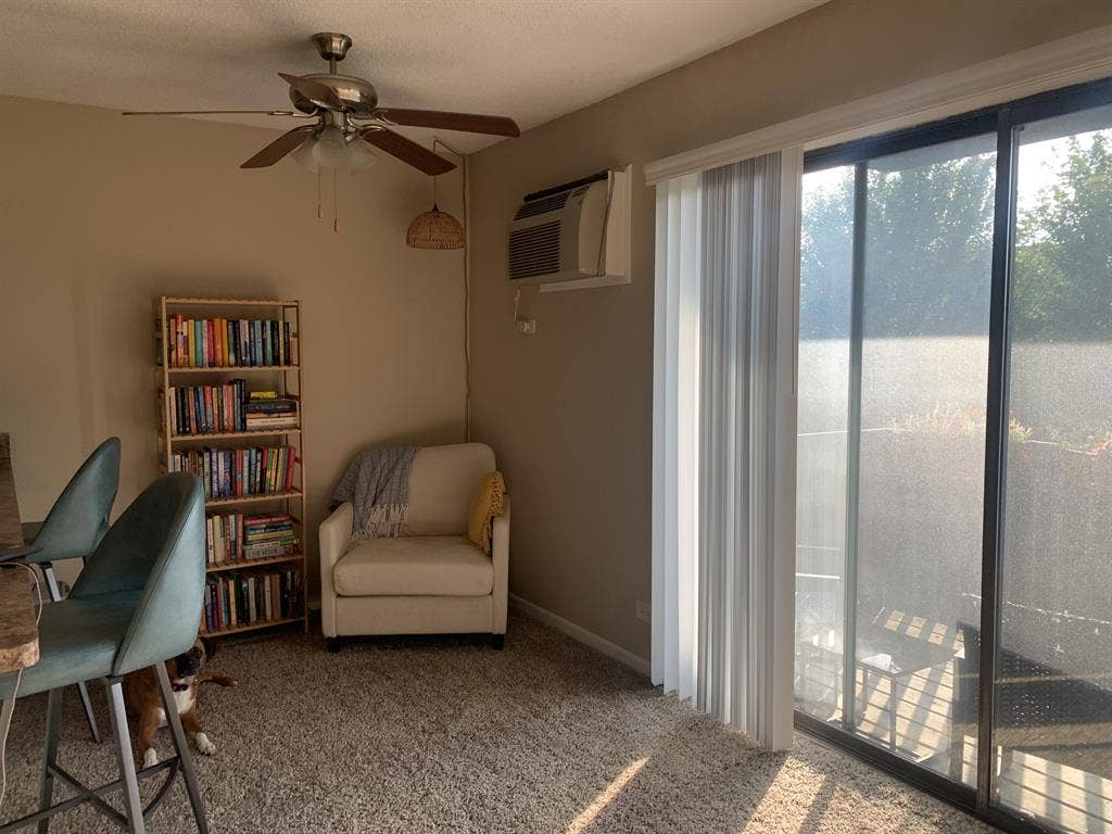 Room for Rent in Naperville!