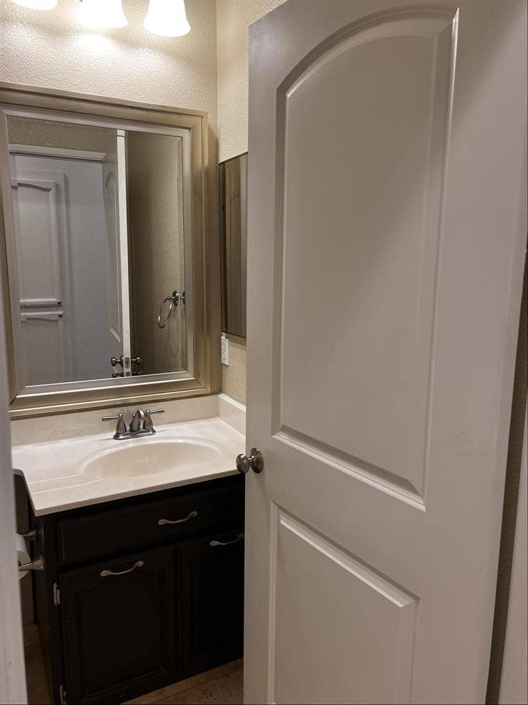 1 Bedroom in house with full bath.
