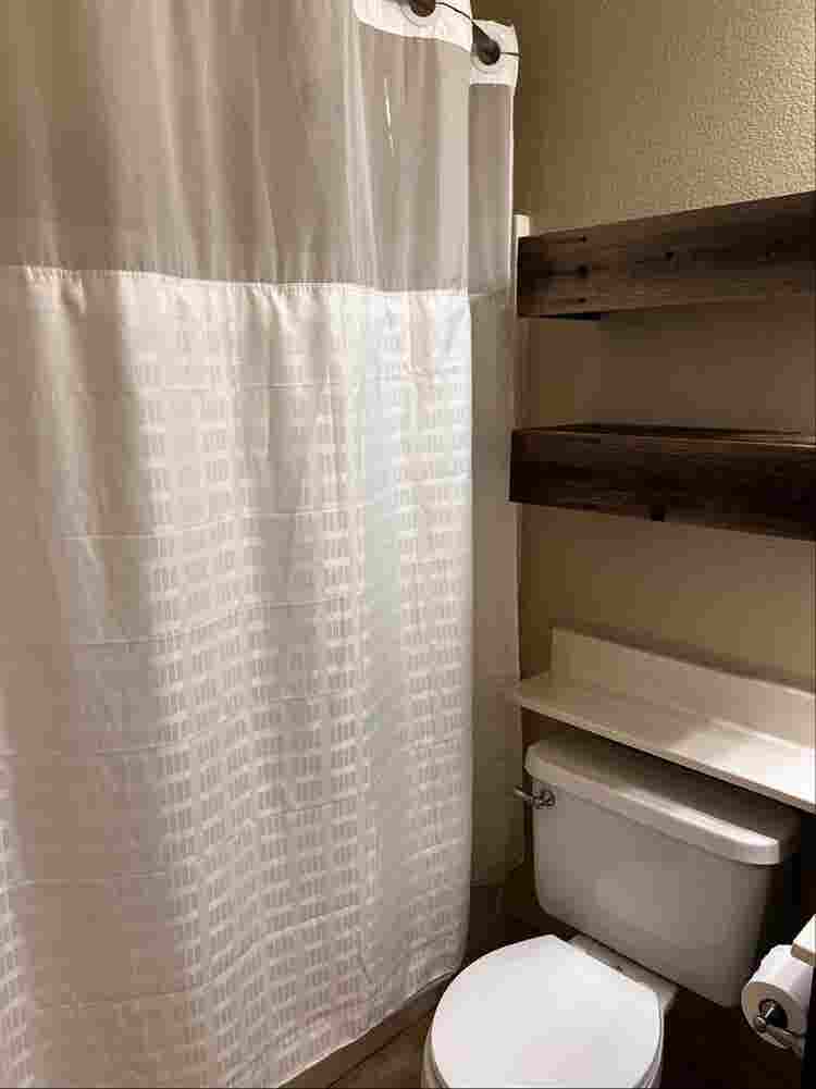 1 Bedroom in house with full bath.