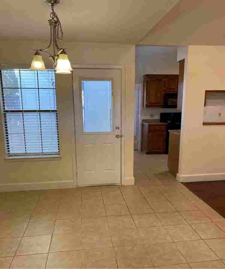 SINGLE FAMILY HOME FOR RENT